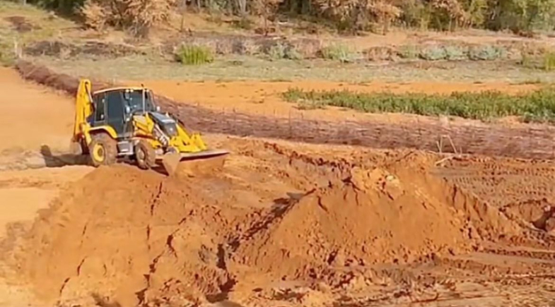 Obra de limpeza e ampliação da Barragem de Vereda Fechada em Queimada Nova segue à todo vapor