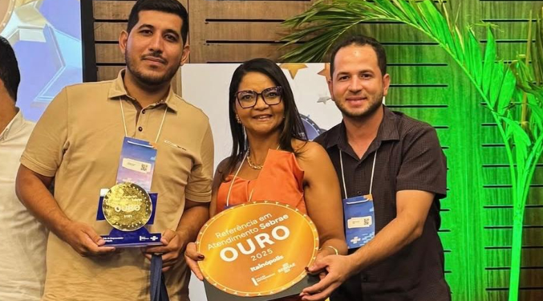 Município de Itainópolis recebe premiação Selo Ouro Sebrae de Referência em Atendimento 2025