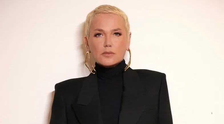 Xuxa recebe alta após cirurgia na coluna lombar; leia boletim médico!