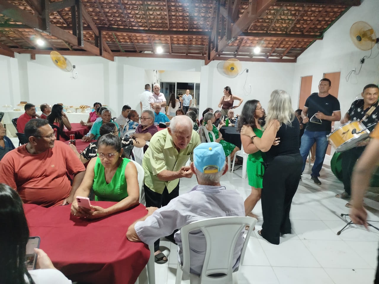 Prefeitura de Jatobá do Piauí inaugura nova sede do CRAS durante comemoração dos 30 anos do município - Imagem 3