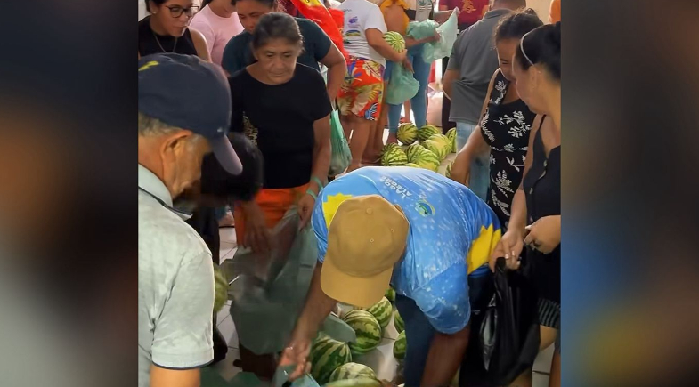 Prefeitura de Lagoa Alegre realiza distribuição de milho e melancia para a população do município