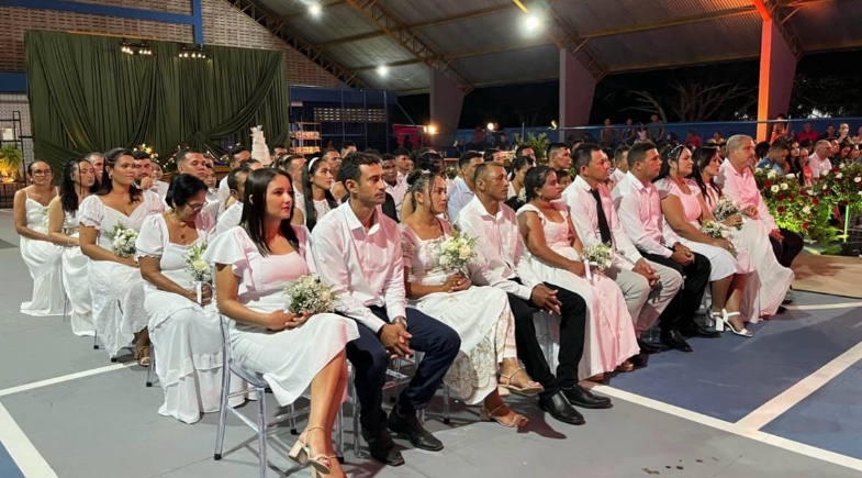 Prefeitura de Caxingó realiza casamento comunitário como parte das ações do Projeto Diga Sim