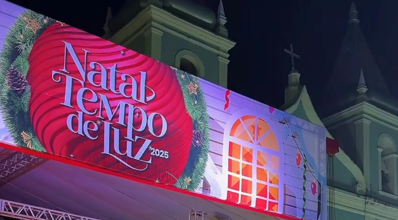 Prefeitura de Parnaíba realiza a entrega de presentes para crianças do município