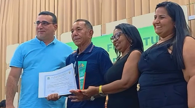 Prefeitura de Buriti dos Montes realiza formatura de alunos do Programa EJA no município