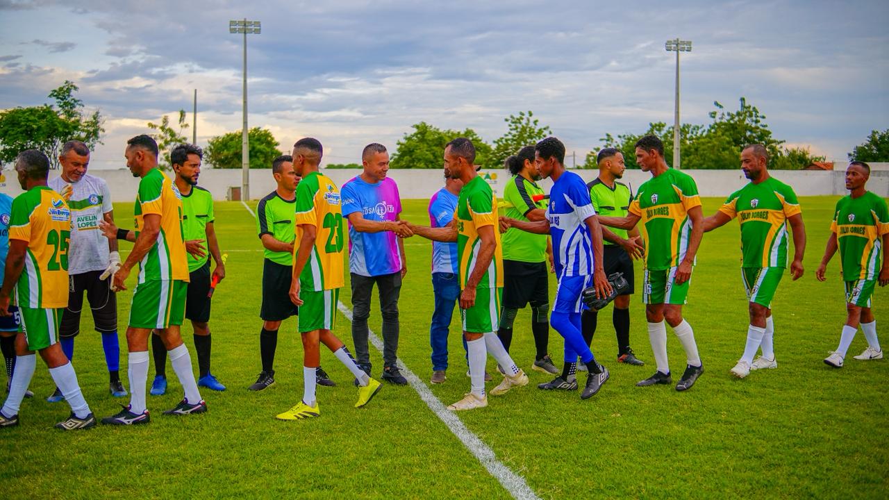 Avelino Lopes dá início ao 1º Campeonato Regional Master de Futebol 2025 - Imagem 3