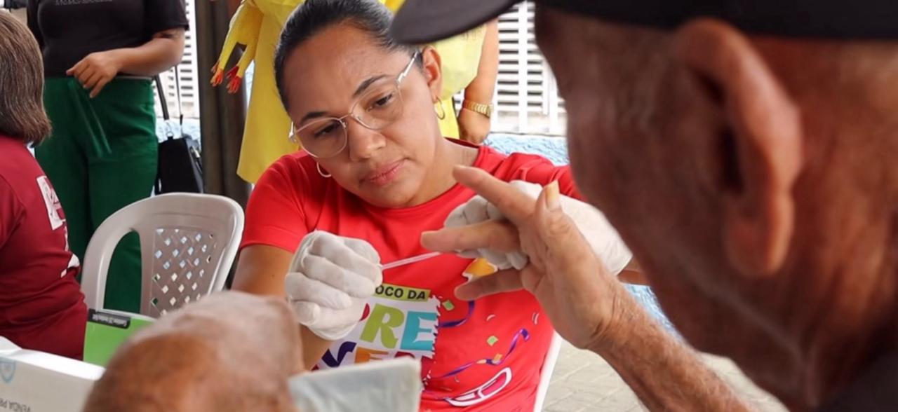 Floriano inicia campanha 'Nascer sem HIV, Viver sem AIDS' em alusão ao Dezembro Vermelho - Imagem 1