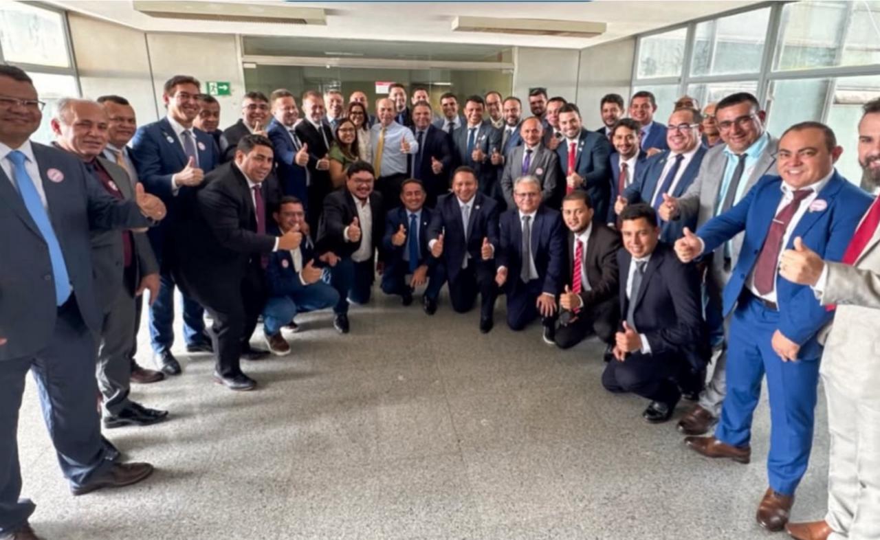 Prefeito Raniletti Macedo cumpre agenda em Brasília para buscar investimentos para Caracol  - Imagem 2