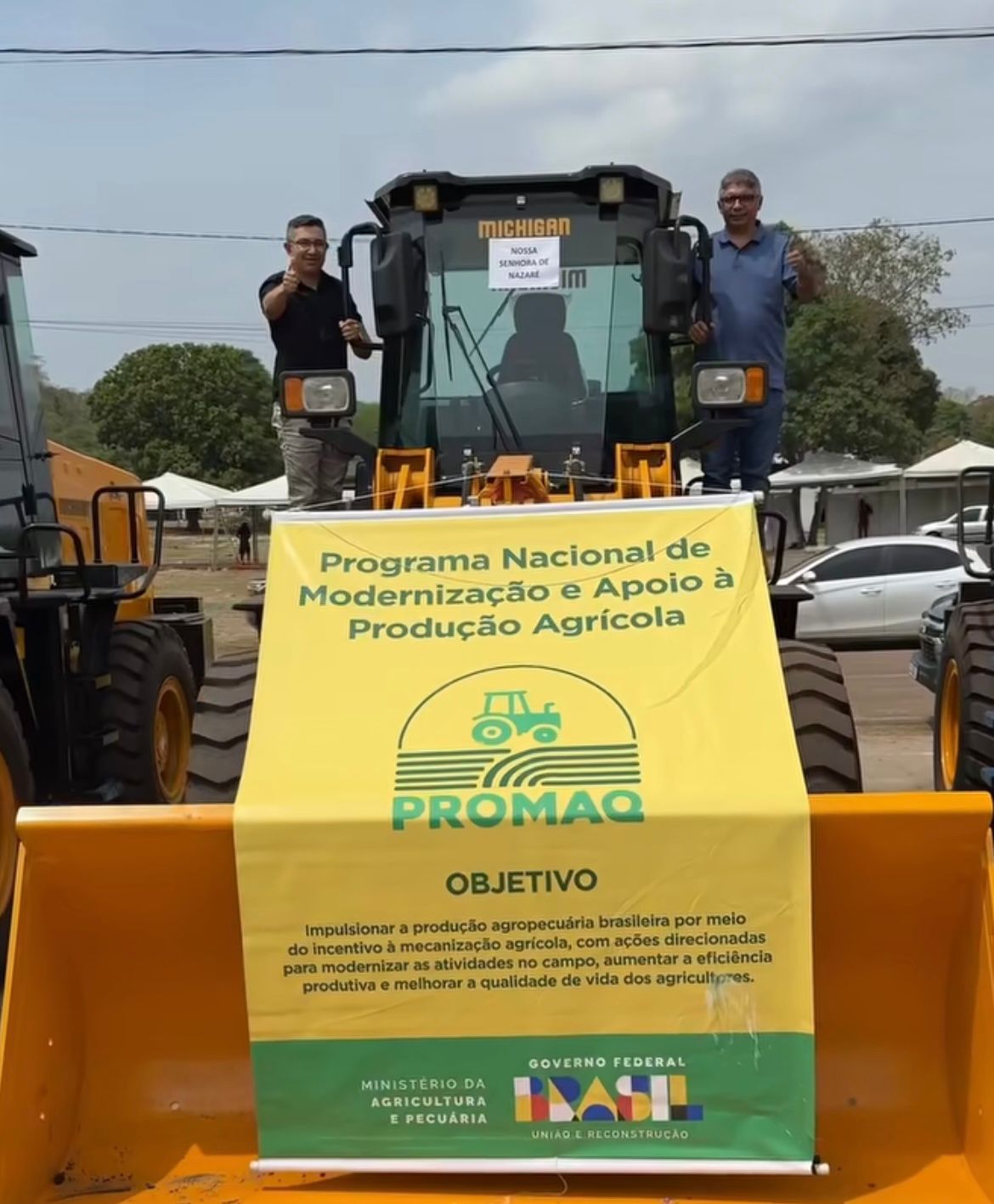 Recebimento de Pá-Carregadeira - Foto: Prefeitura de Nossa Senhora de Nazaré