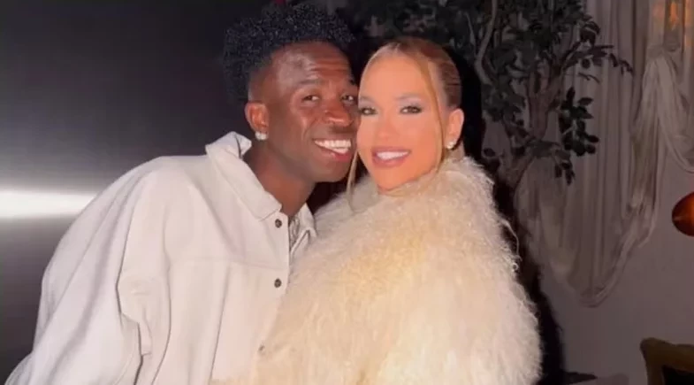 Vini Jr e Virginia Fonseca celebram a virada do ano juntos na Espanha: 'Abençoado'