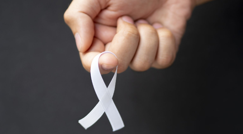 Dia do Laço Branco? Campanha chama homens na luta pelo fim da violência contra mulher