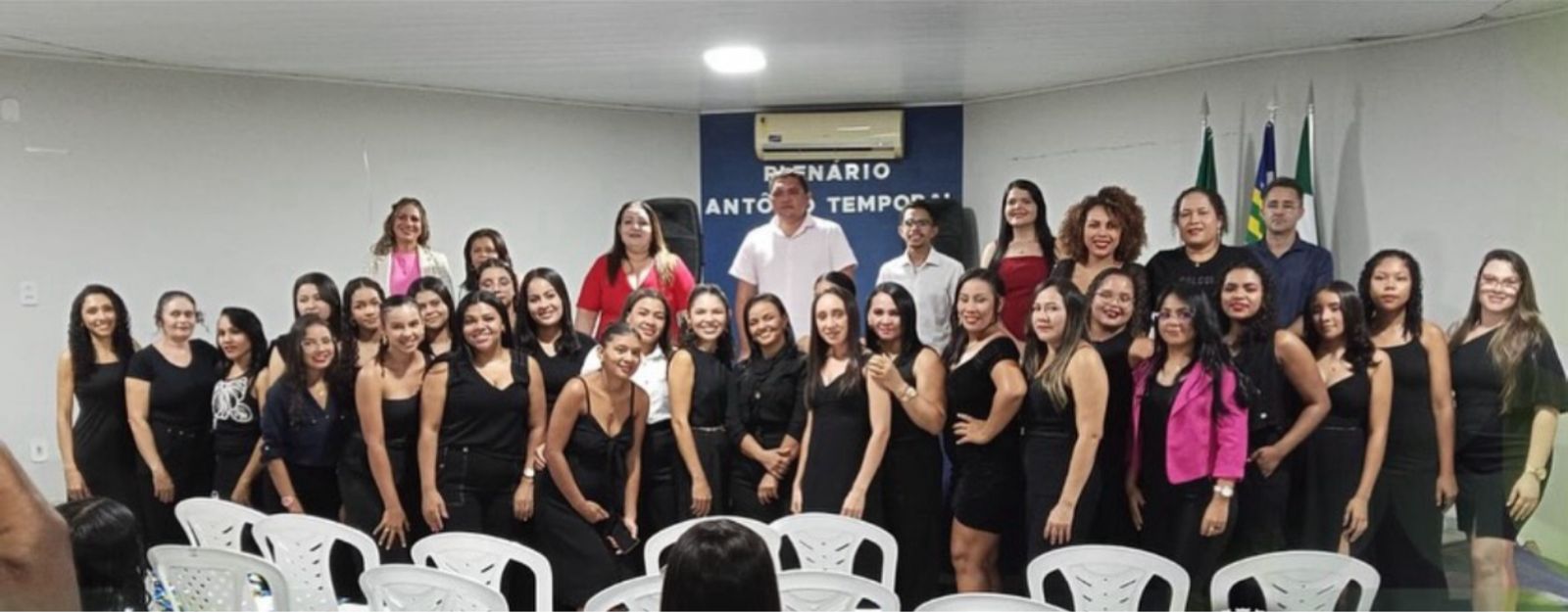 Prefeitura de Cristino Castro realiza encerramento de cursos voltados para mulheres do município - Imagem 2
