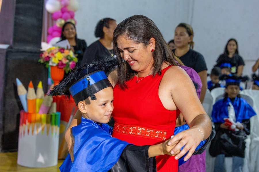 Lagoa do Piauí celebra Formatura do ABC em noite marcada por emoção e valorização da educação - Imagem 9