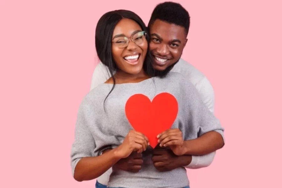 Valentine's Day: 3 combinações de signos que dão match no amor