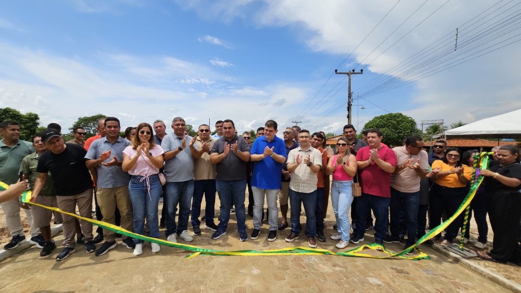 Prefeitura de Nossa Senhora de Nazaré entrega calçamento da comunidade São Joaquim