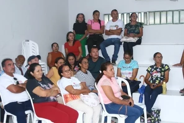 EDUCAÇÃO: Prefeito de Coivaras concede reajuste aos Servidores Municipais - Imagem 1