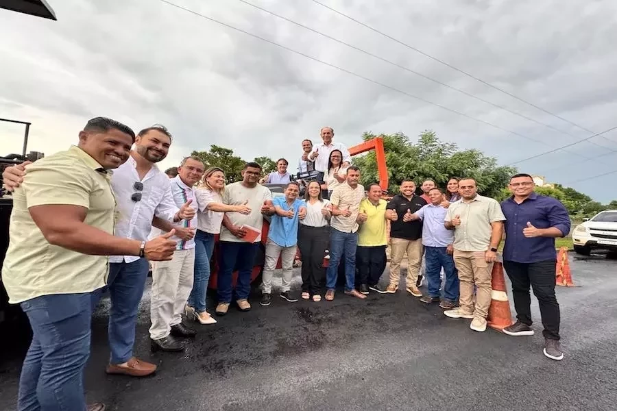 Prefeito Pedro Gomes e senador Marcelo Castro vistoriam obras de asfaltamento em José de Freitas