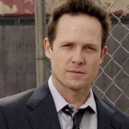 Você sabia que esses famosos não têm uma parte do corpo? - imagem 127901