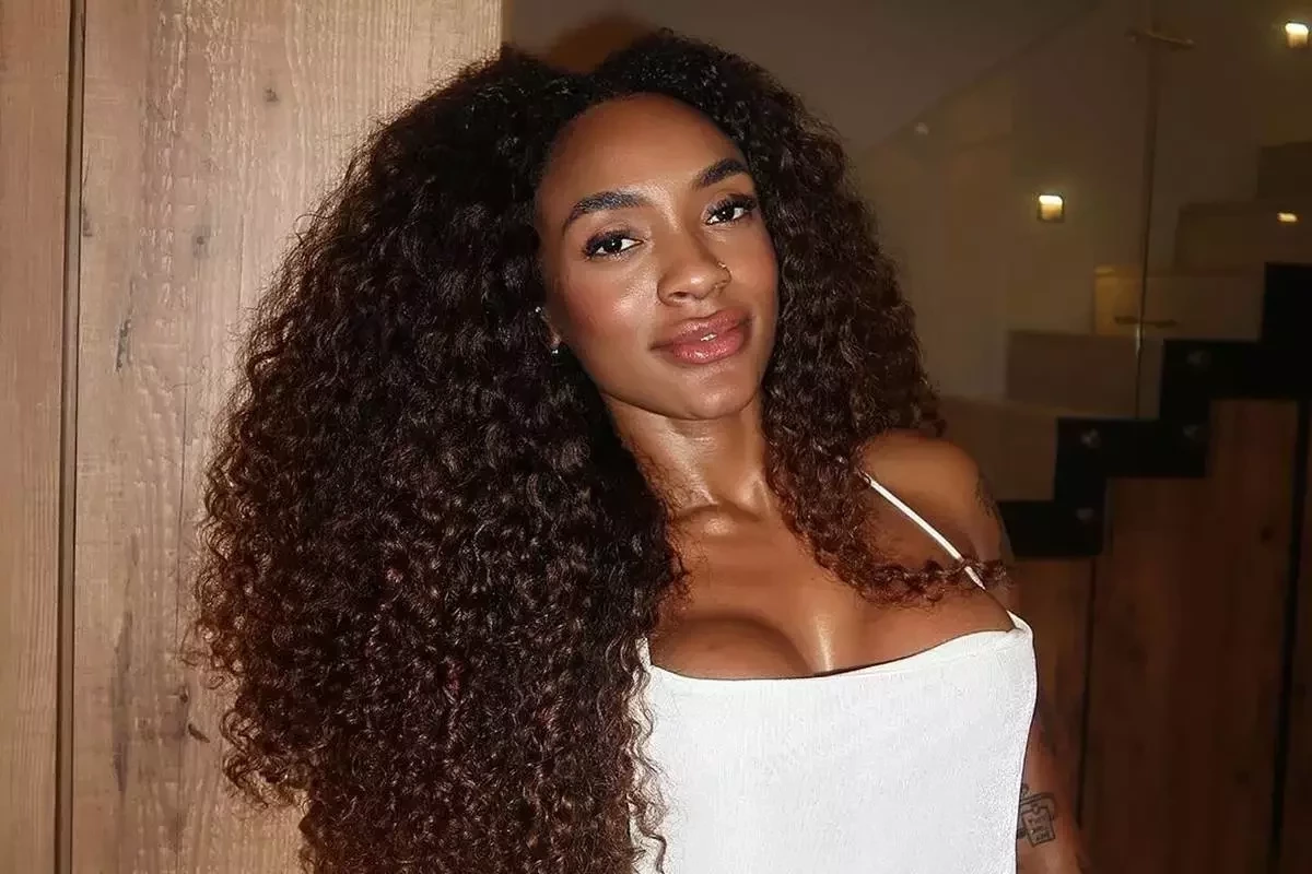 De geladeira a banheiro químico:  lugares onde os famosos já fizeram sexo  - imagem 128112