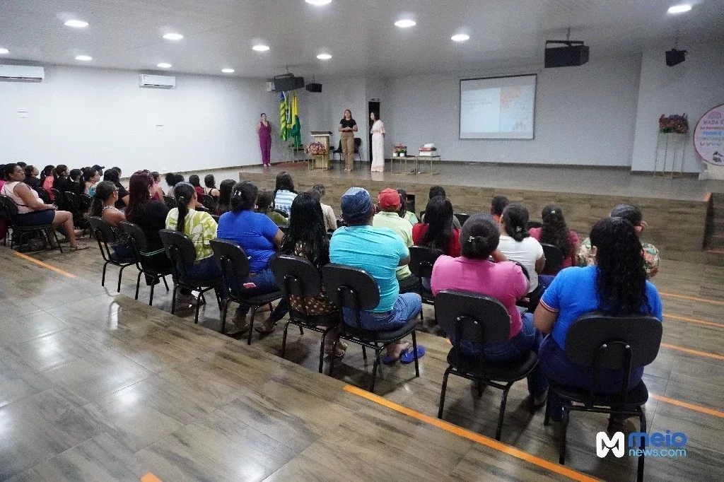 Roda de Conversa Discute Apoio Escolar a Crianças com Deficiência em 2025 - Imagem 1