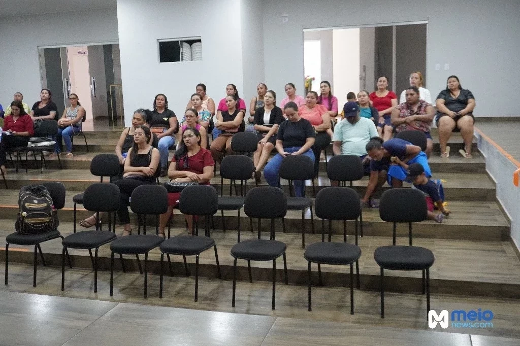 Roda de Conversa Discute Apoio Escolar a Crianças com Deficiência em 2025 - Imagem 2