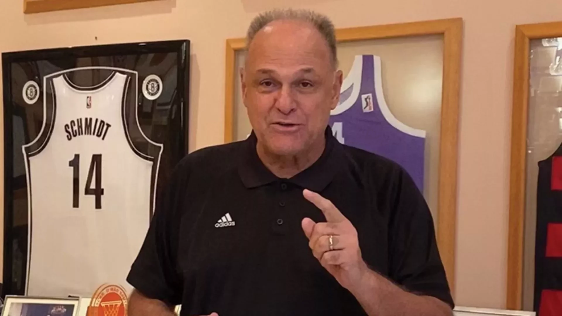 Você sabia a altura desses famosos? O último vai te impressionar! - imagem 128294