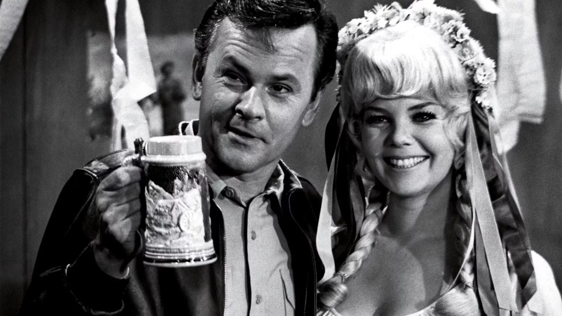 Mistério e tragédia: saiba quais mortes de famosos nunca foram explicadas - imagem 128490