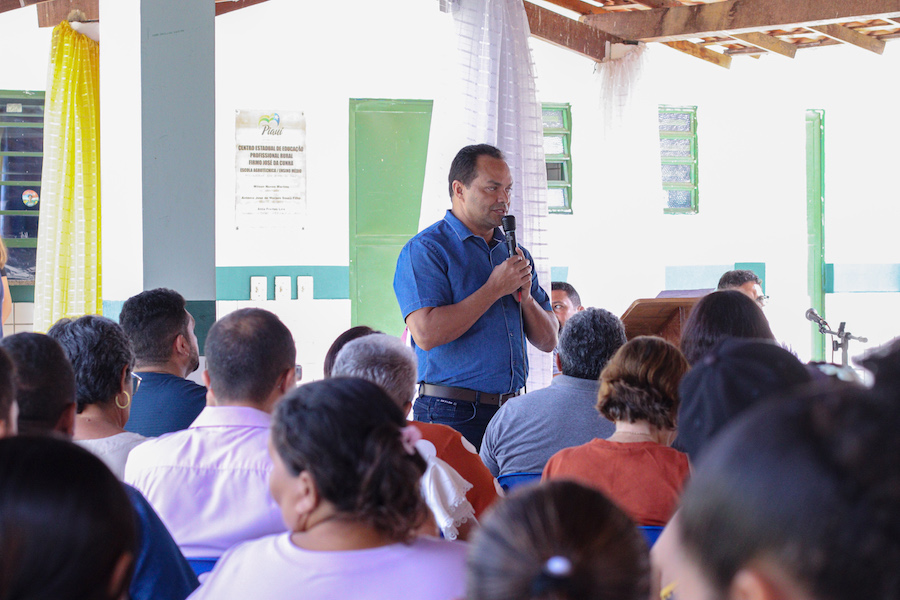Prefeito Pedro Gomes participa da comemoração dos 31 anos do CETI Firmo José da Cunha