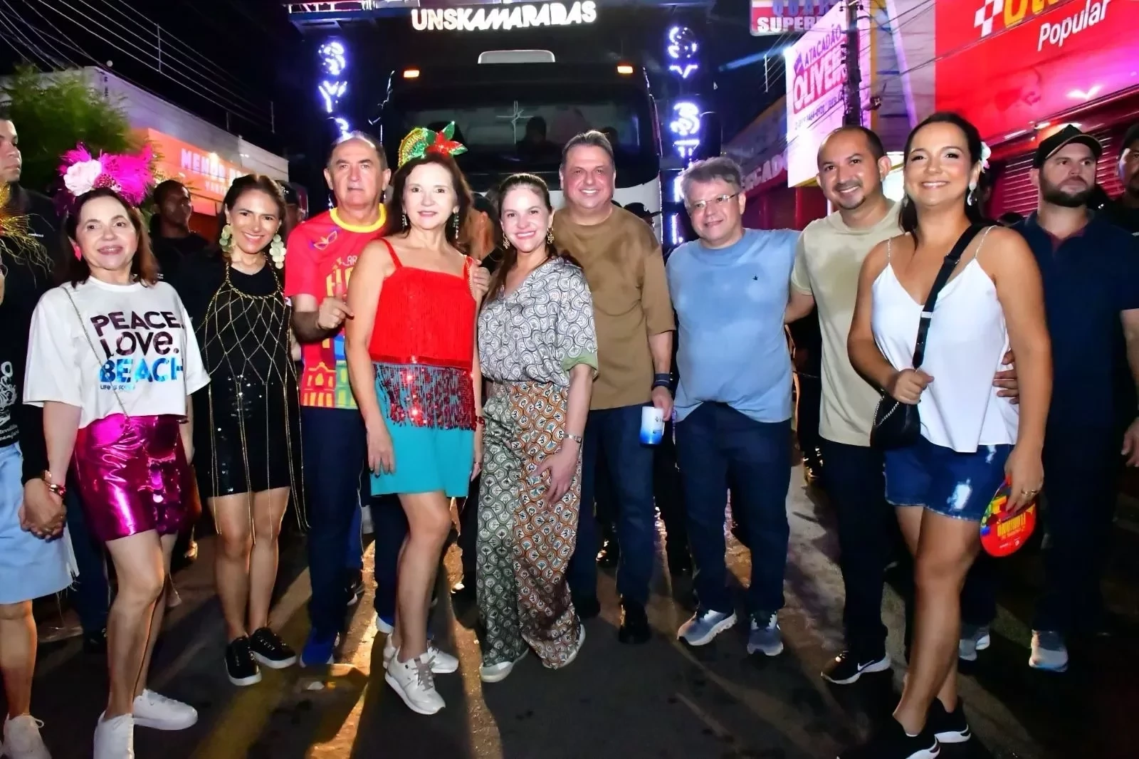  Floriano embala multidão no seu 3º arrastão (Foto: Divulgação)