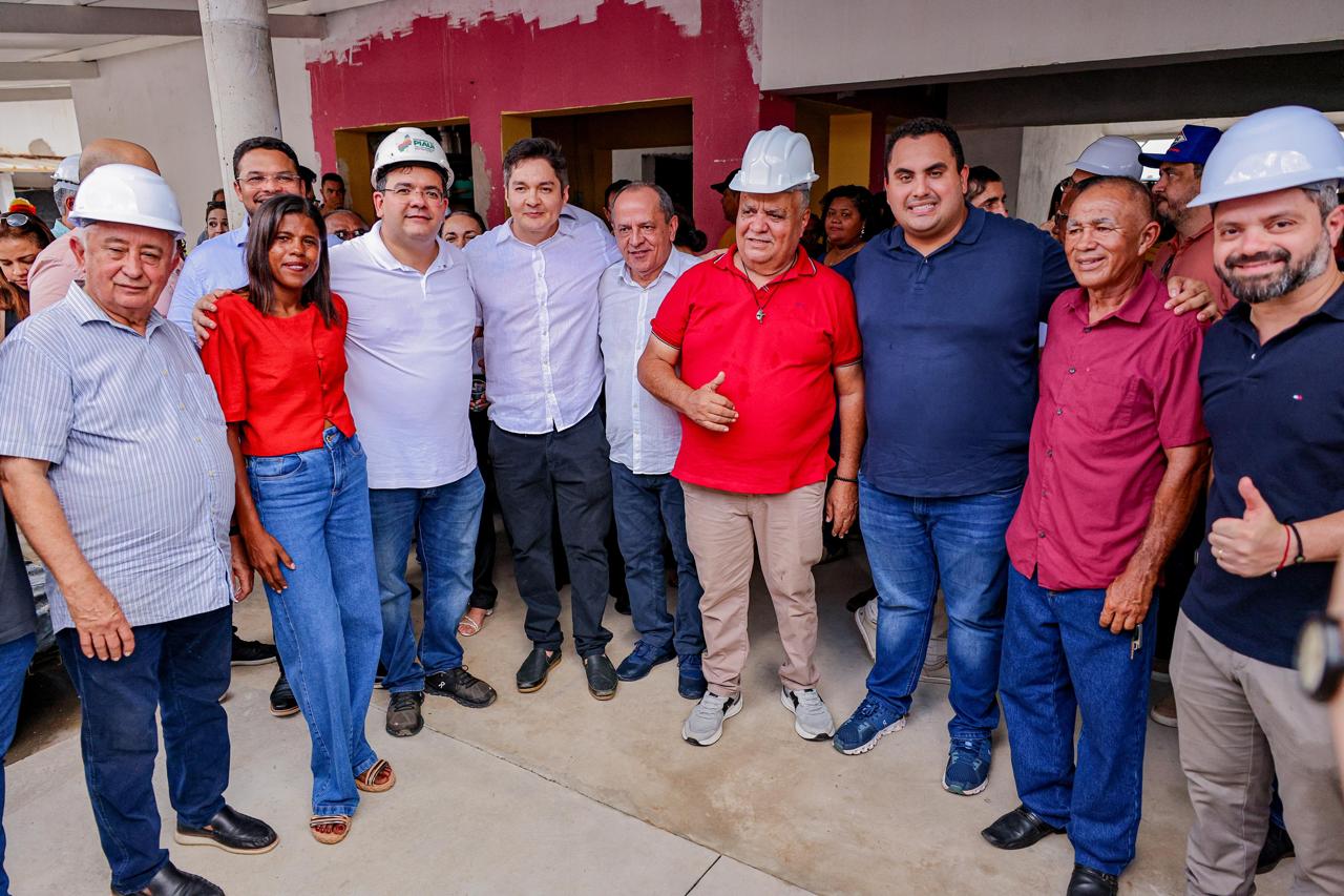 Governador celebra mais de R$ 5 milhões em investimentos para Regeneração