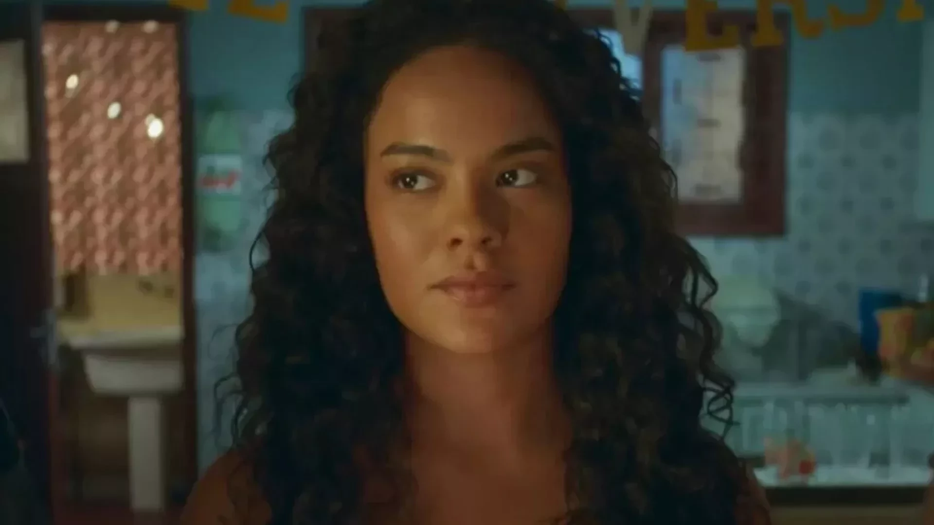 Bella Campos estreia com elogios no remake de 'Vale Tudo': “Calou a boca de todos”