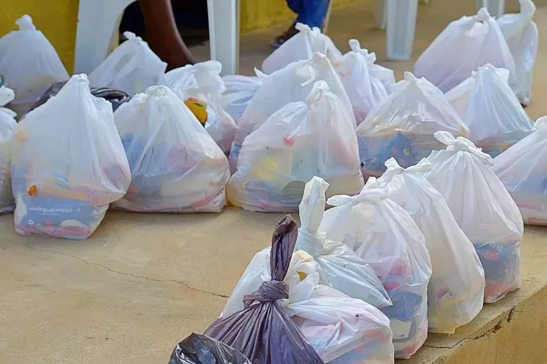 Prefeitura de Marcolândia realiza entrega de peixes e kits de alimentos para famílias | Foto: Divulgação