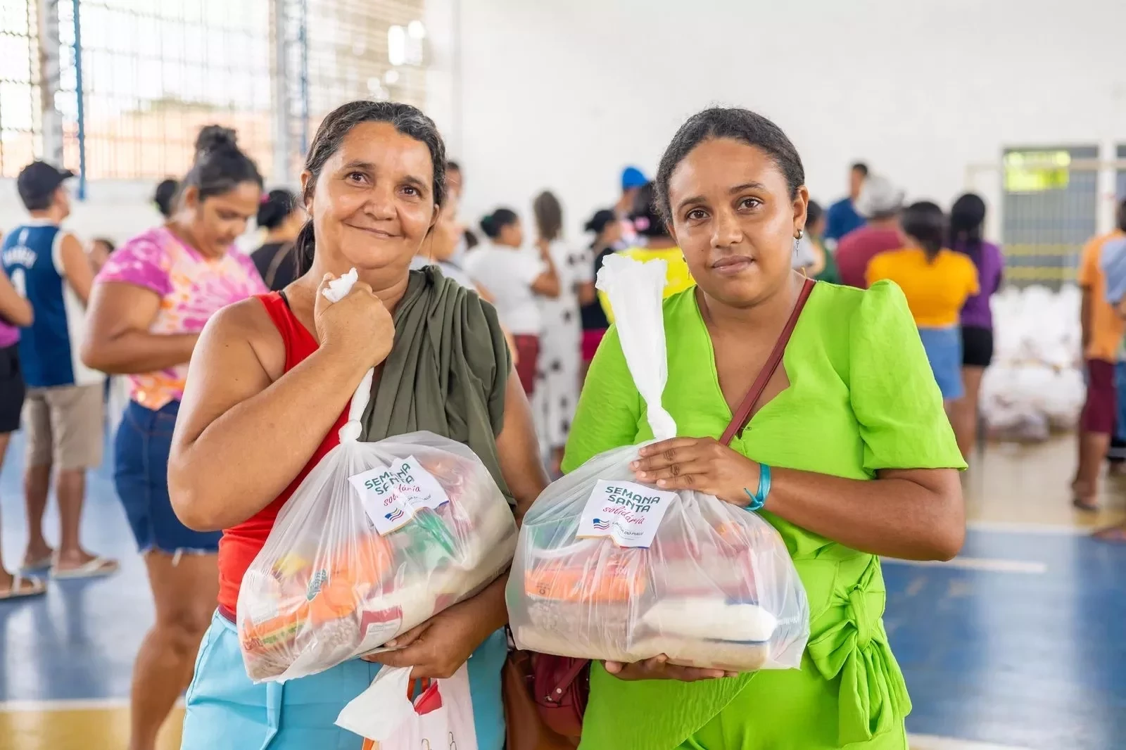 Entrega de mais de 2.000 cestas básicas. / Foto: Arquivo Pessoal