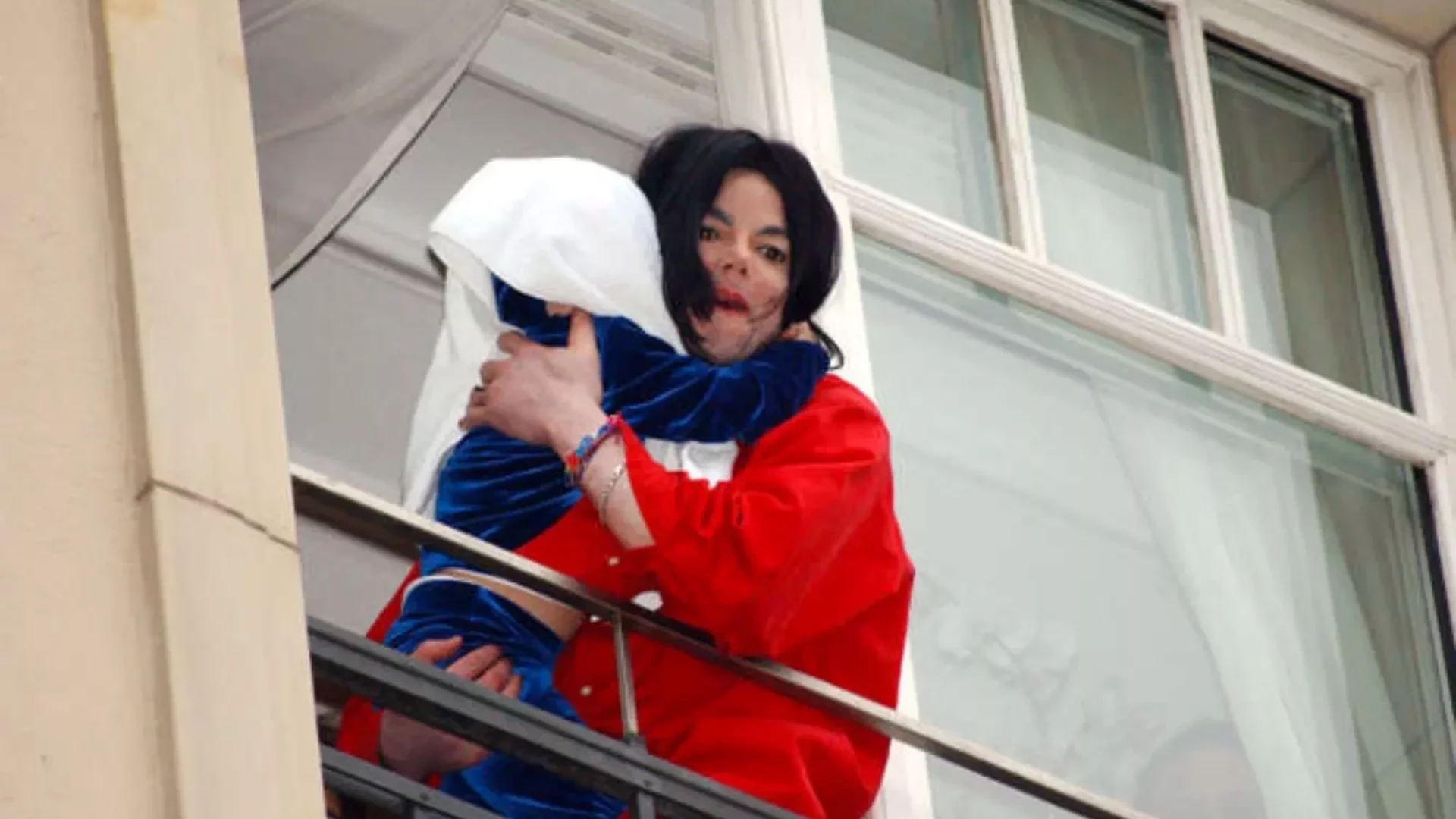 Motivos chocantes: por que esses famosos foram expulsos de hotéis? - imagem 129465