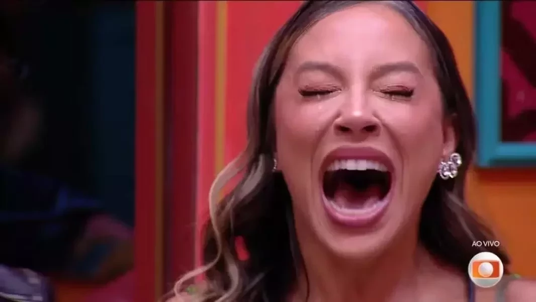 Renata é a campeã do BBB 25 com 51,90% dos votos