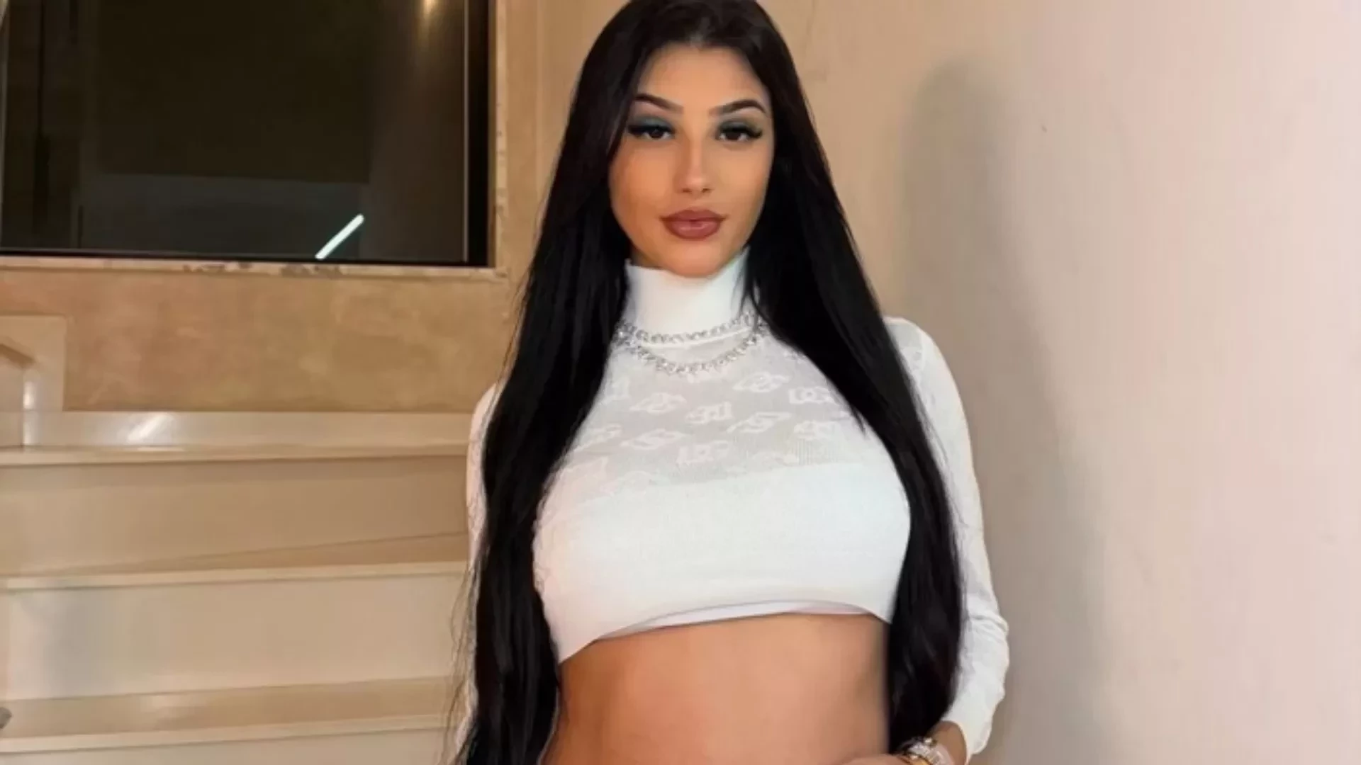 Nasce Maysha, filha de Bia Miranda e Gato Preto, com oito meses de gestação