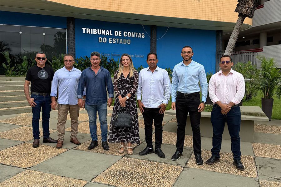 Vereadores de Itainópolis-PI participam de encontro de Vereadores do Piauí 2025 em Teresina.