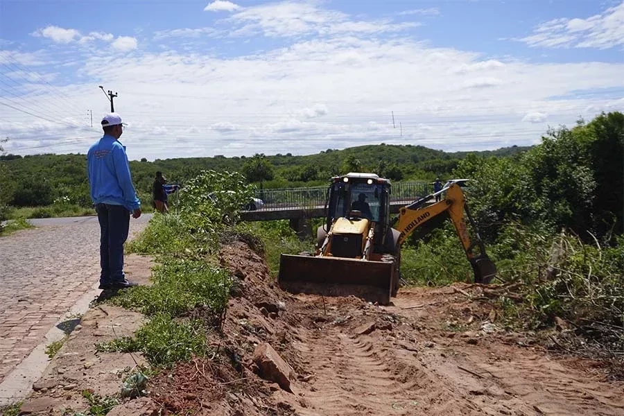 Secretaria do Meio Ambiente de Itainópolis inicia obra de revitalização de área do Riacho das Marimbas. - Imagem 1