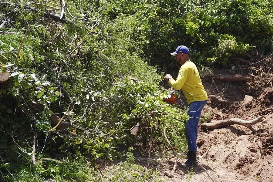 Secretaria do Meio Ambiente de Itainópolis inicia obra de revitalização de área do Riacho das Marimbas. - Imagem 8