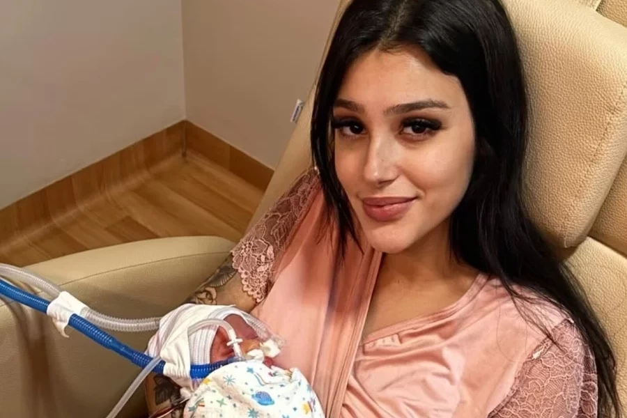 Bia Miranda fala sobre sexo após parto e revela medida para não engravidar