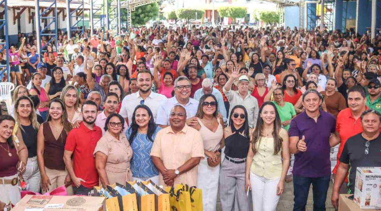 Prefeitura de Água Branca realiza emocionante Festa das Mães