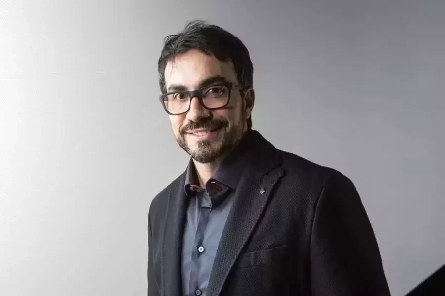 Padre Fábio de Melo desabafa após confusão em cafeteria: ''Estou a um passo de desistir''