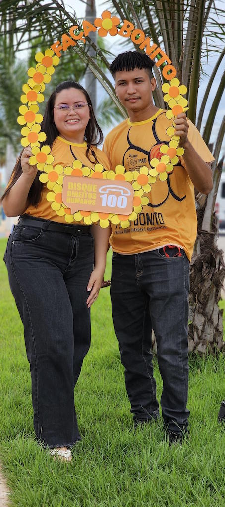 Prefeitura de Esperantina realiza panfletagem de campanha contra o abuso de crianças e adolescentes - Imagem 1