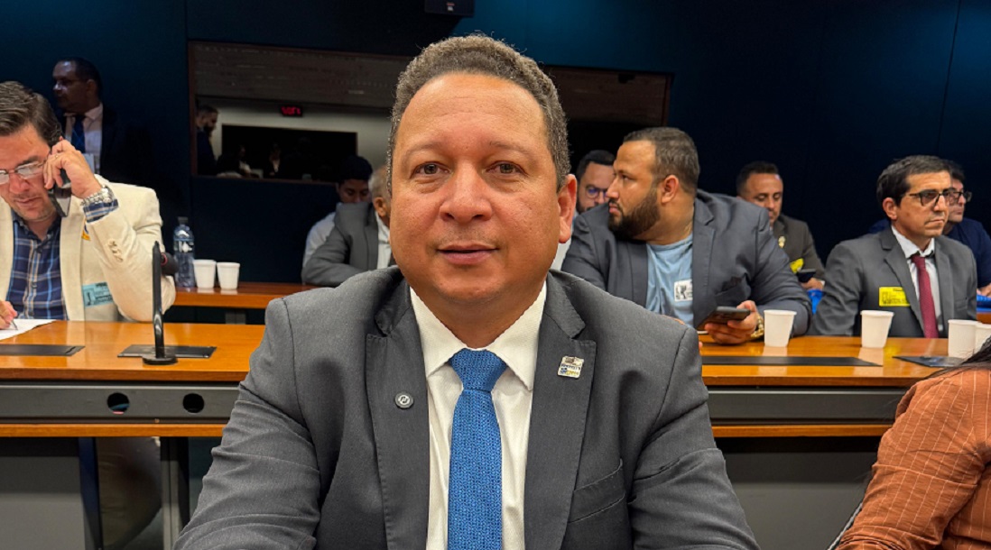 Prefeito de Alvorada do Gurguéia participa da Marcha dos Prefeitos em Brasília