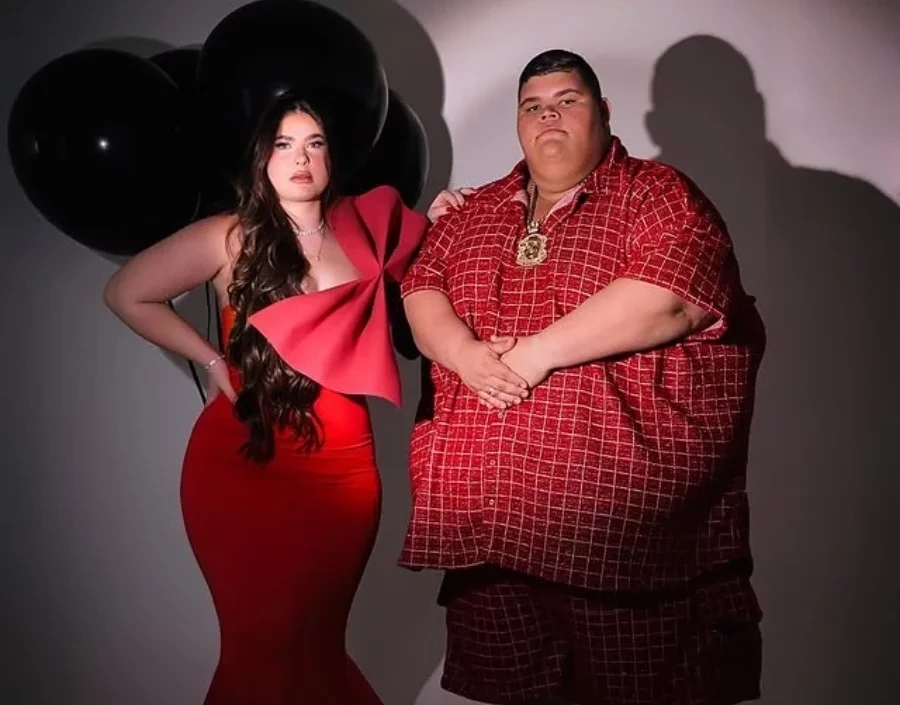 Gordão da XJ anuncia término com Nicolle Caroline após 11 meses