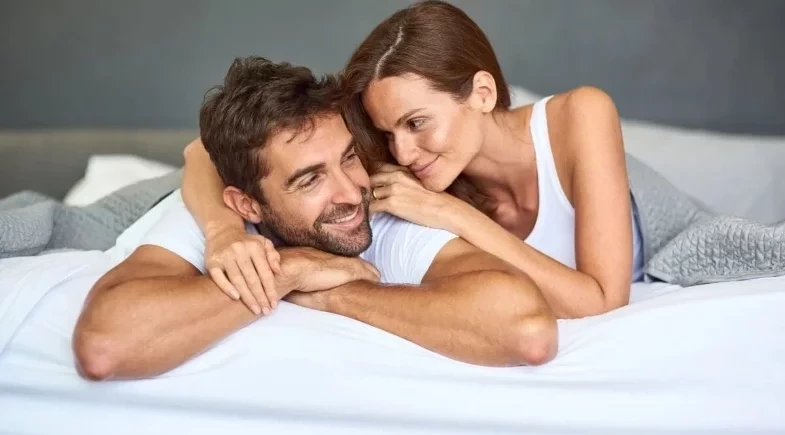 Prazer sem desconforto: conheça posições para fazer sexo com homens dotados 