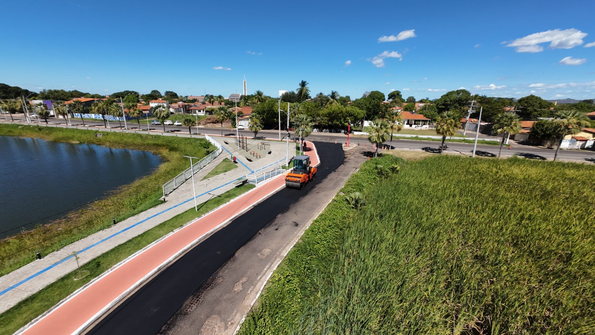Asfalto novo na orla do Açude Grande em Campo Maior | Foto: Ascom