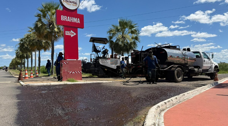 Prefeitura inicia pavimentação asfáltica na orla do Açude Grande de Campo Maior