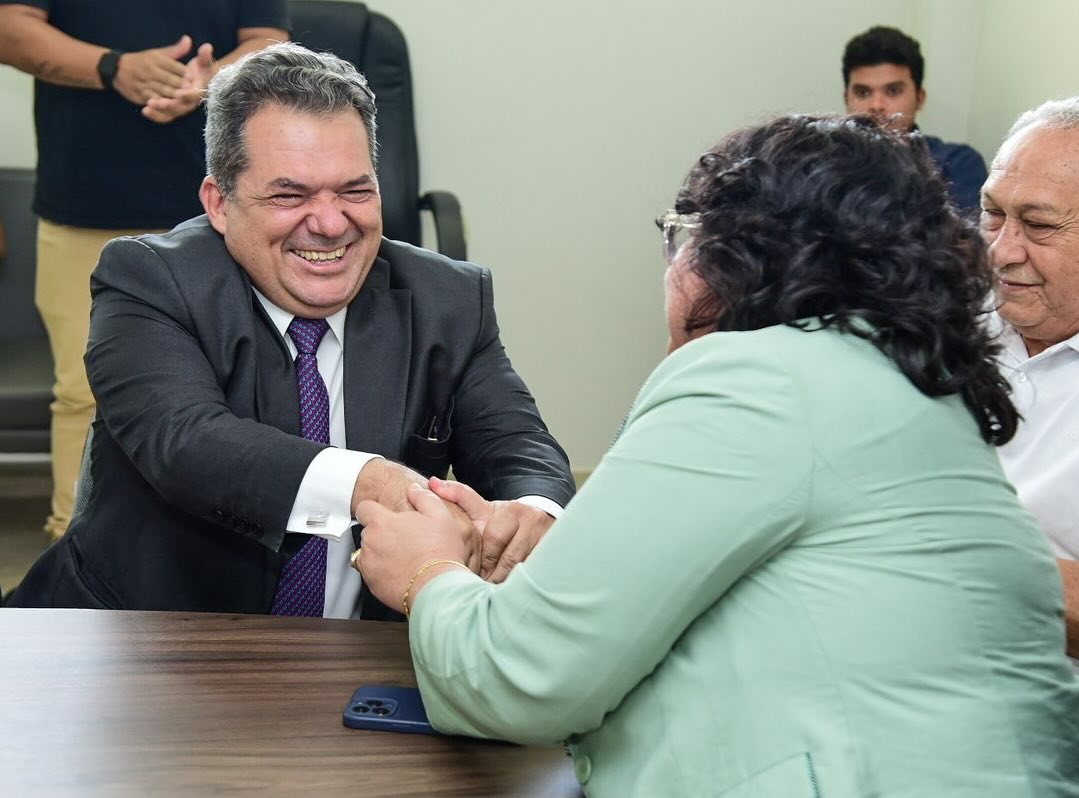 Prefeita de Piripiri celebra indicação de desembargador piauiense ao STJ - Imagem 1