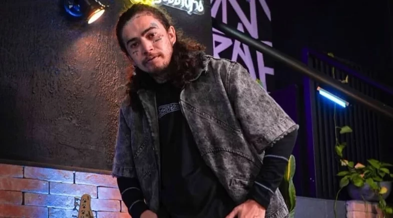 Whindersson rebate piada de internauta sobre morte do filho: “Perturbador”