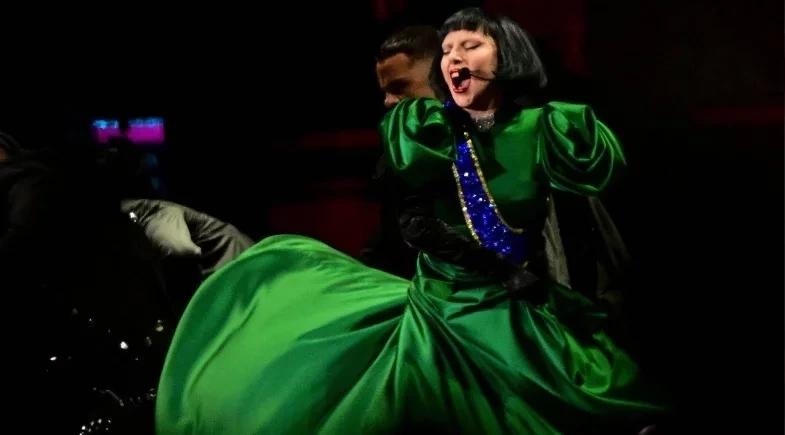 Show de Lady Gaga quebra recorde com 2,5 milhões em Copacabana e entra para o Guiness Book